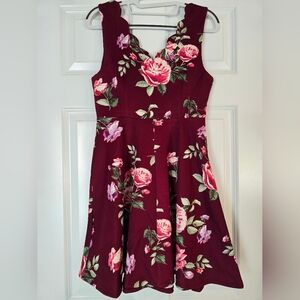 Altar'd State Burgundy floral dress. Size Medium NWT